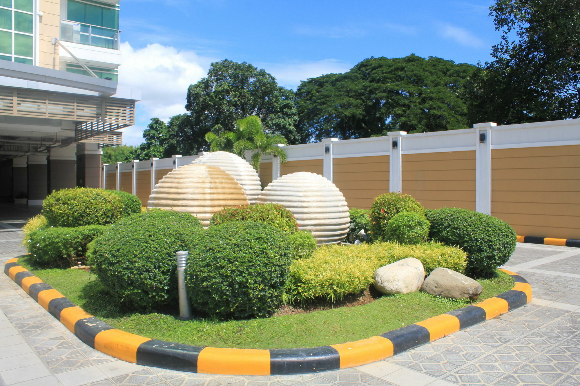 Padgett Place Prime Suites Cebú Exterior foto